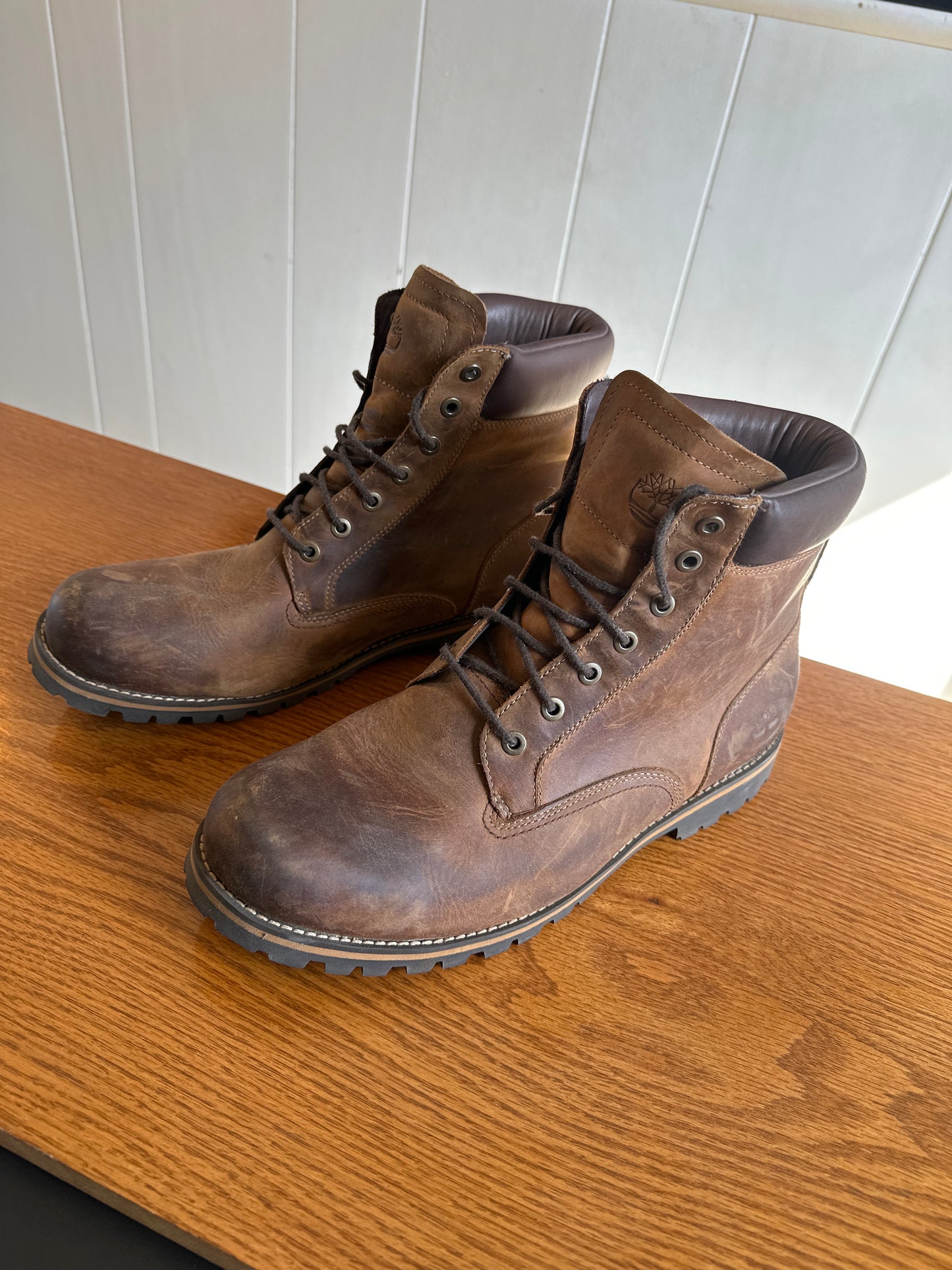 Men’s Mint condition Timbaland Earthkeeper industrial boots