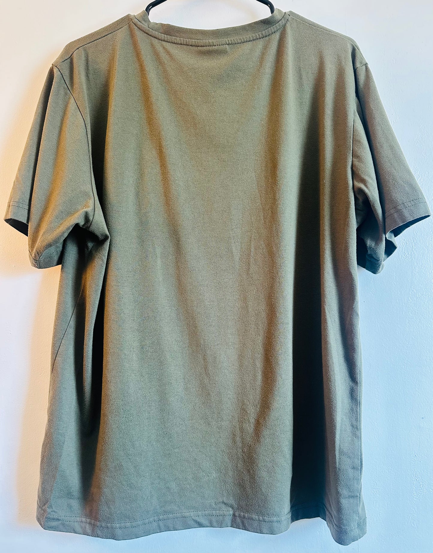 Men’s large Army green Tee Shirt