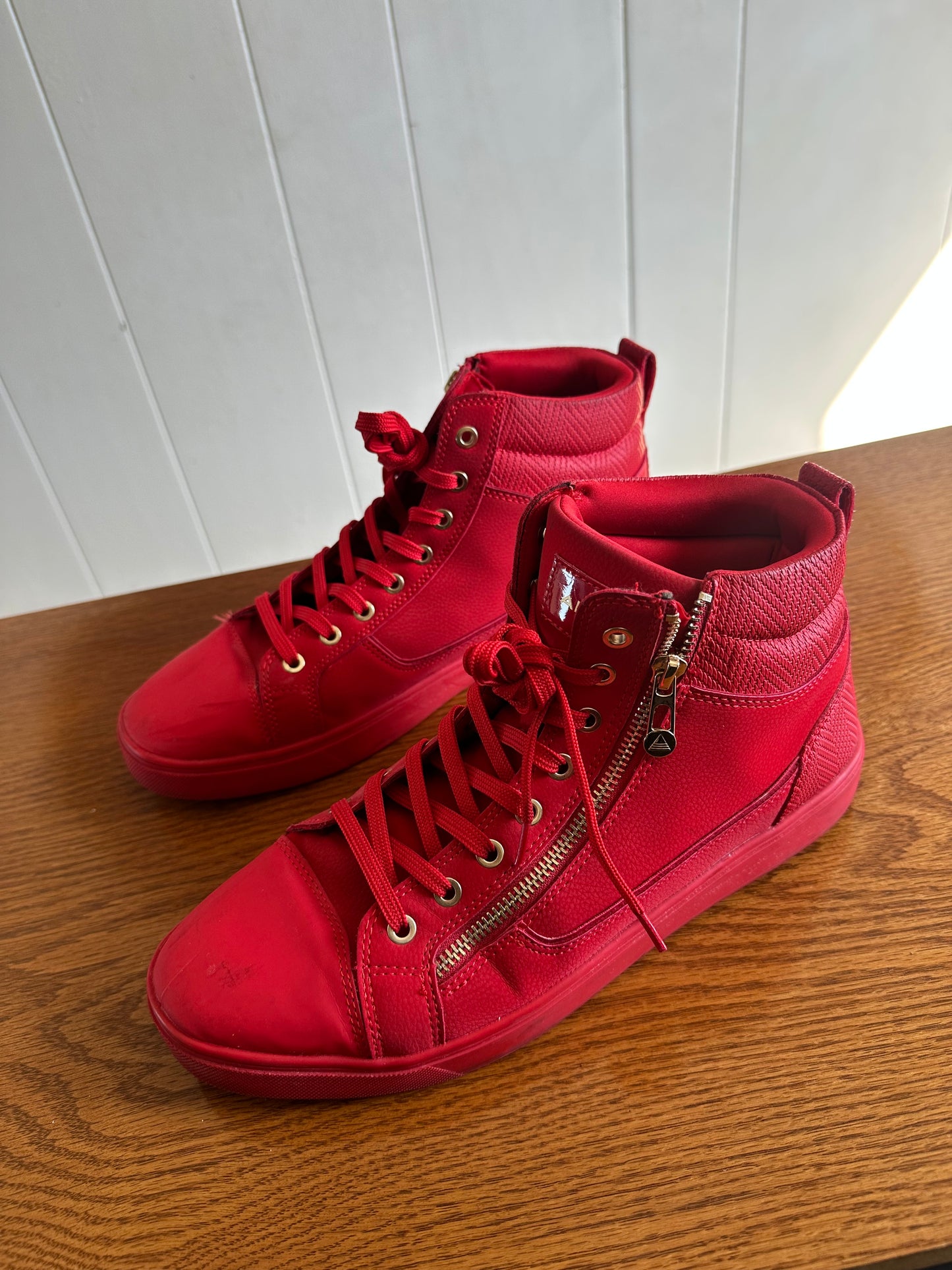 Men’s Aldo Popstar Red and Gold Sneakers